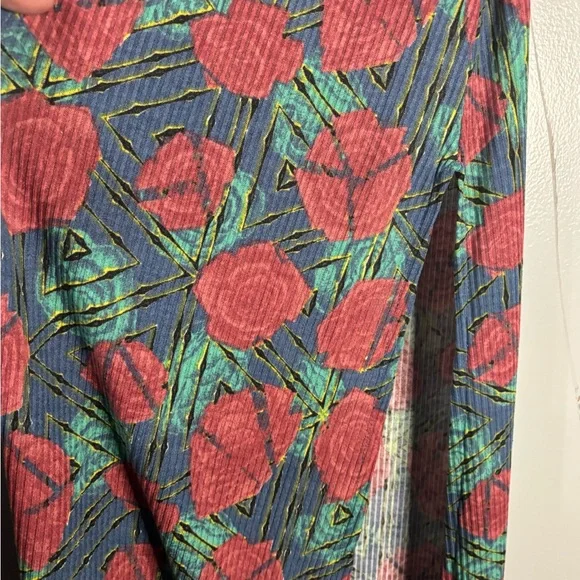 Floral Patterned Women's throw‎ over - Picture 2 of 5